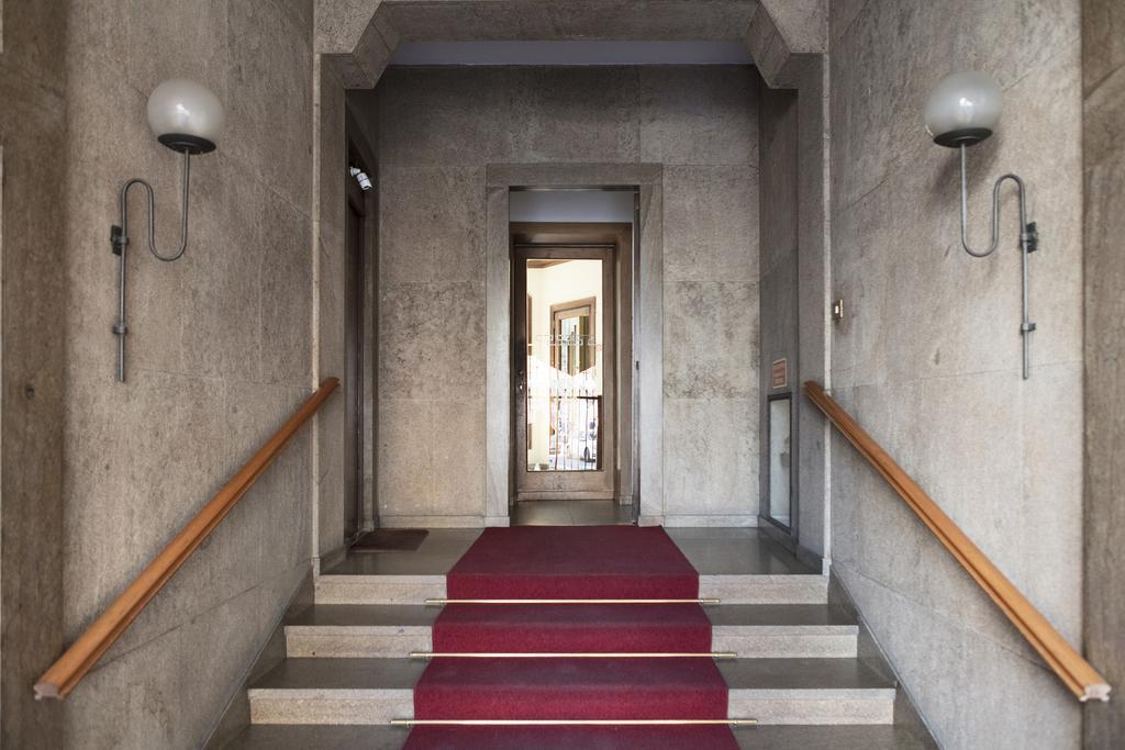 Heart Milan Apartments Duomo Sanbarnaba Luaran gambar